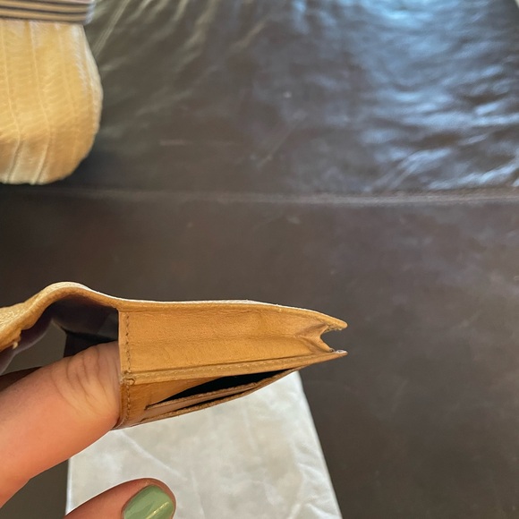 Chanel Caviar Card holder-camel VGUC - Picture 11 of 14